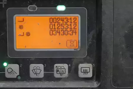 Eléctrico - 4 rodas 2020  Toyota 8FBMT25 (7)