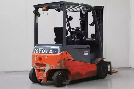 Eléctrico - 4 rodas 2020  Toyota 8FBMT25 (2)
