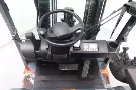 Eléctrico - 4 rodas 2020  Toyota 8FBMT25 (3)