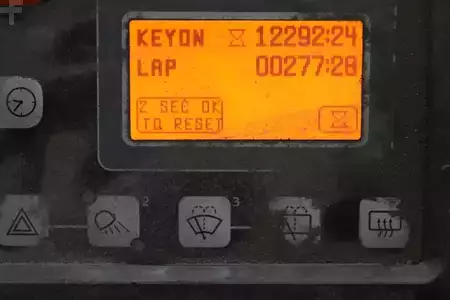 Eléctrico - 4 rodas 2020  Toyota 8FBMT25 (6)