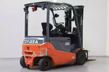 Eléctrico - 4 rodas 2020  Toyota 8FBMT25 (2)