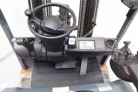 Eléctrico - 4 rodas 2020  Toyota 8FBMT25 (3)