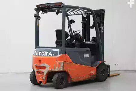 Carrelli elettrici 4 ruote 2020  Toyota 8FBMT25 (2)