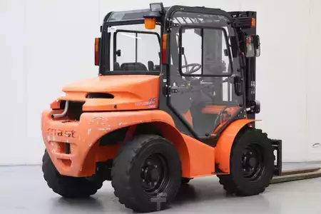 Rough Terrain Forklifts 2005  Mastexplorer H15D 4WD (2)