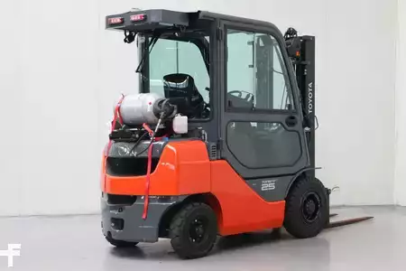 LPG VZV 2016  Toyota 06-8FG25F (2)