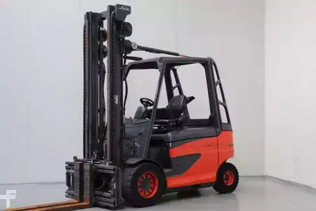 Elektro 4 Rad 2017  Linde E40H-01/600 (1)