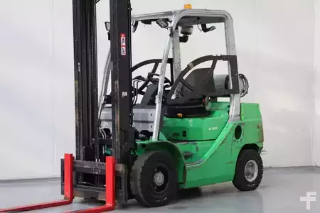 Gas gaffeltruck 2012  Cesab M325G (1)