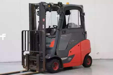 Gas truck 2015  Linde H20T-01 (1)