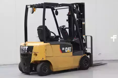 Elektryczne 4-kołowe 2012  CAT Lift Trucks EP20PN (2)