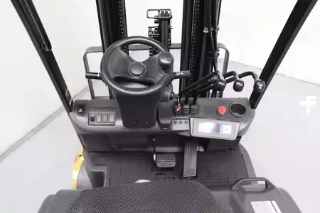 Elektryczne 4-kołowe 2012  CAT Lift Trucks EP20PN (3)