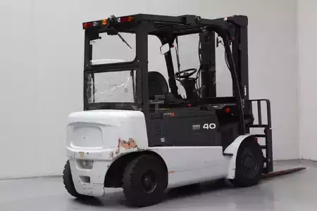 Electric - 4 wheels 2012  Doosan B40X-5 (2)