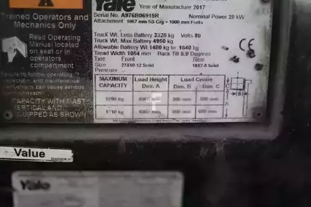 Elektryczne 4-kołowe 2017  Yale ERP25VL (4)