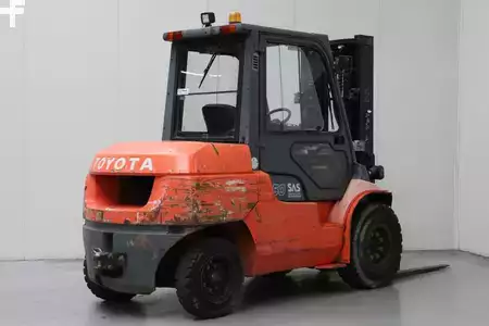 Diesel Forklifts 2010  Toyota 42-7FD45 (2)