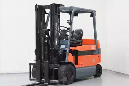 Elektro čtyřkolový VZV 2010  Toyota 7FBMF30 (1)