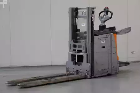 Stacker pedestre 2024  Still EXD-SF20 (1)