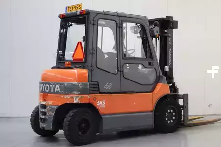 Elektro čtyřkolový VZV 2008  Toyota 7FBMF40 (2)