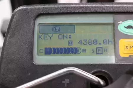 Electric - 4 wheels 2003  Toyota 7FBMF30 (6)