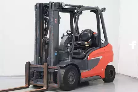Carrelli elevatori GPL 2023  Linde H30T-01 (1)