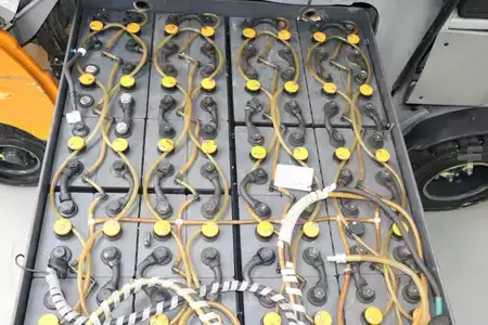 Carrelli elettrici 4 ruote 2019  Still RX60-35 (5)