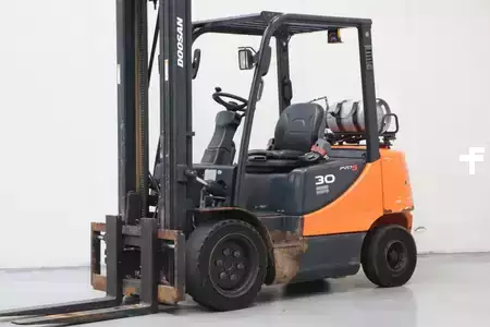Carrelli elevatori GPL 2016  Doosan G30E-5 (1)