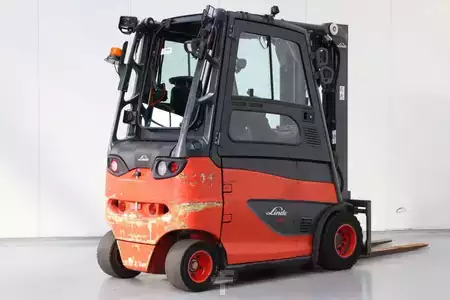 Elektro čtyřkolový VZV 2021  Linde E30H-01/600 (2)