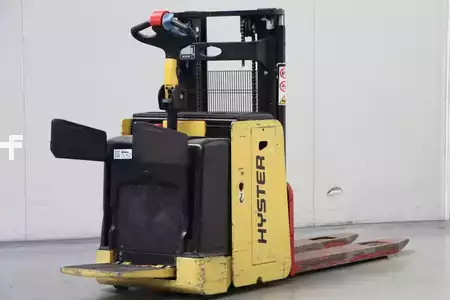 Pallet Stackers 2000  Hyster P2.0SD-17 (2)