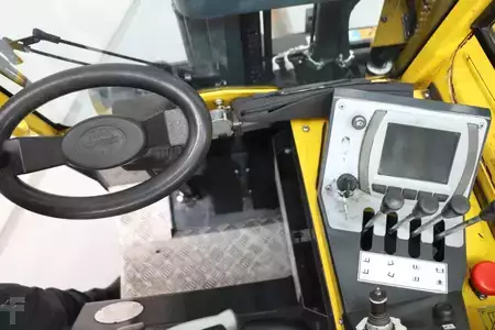 Čtyřcestný vysokozdvižný vozík 2020  Combilift CBE2500 (3)