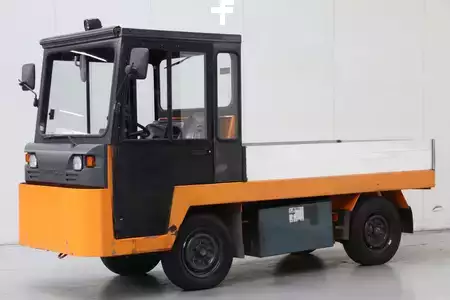 Chariots tracteurs 2000  Still R08-20 (1)