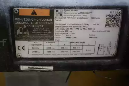 Carrelli elettrici 4 ruote 2019  Hyster J3.0XN (2)