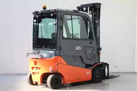 Carrelli elettrici 4 ruote 2019  Toyota 8FBMT30 (2)
