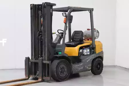 Carrelli elevatori GPL 2008  TCM FG30T3 (1)