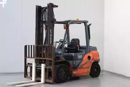 Diesel Forklifts 2017  Toyota 40-8FD35N (1)