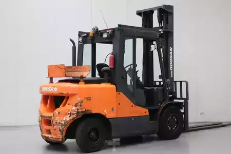 Wózki widłowe diesel 2014  Doosan D50SC-7 (2)