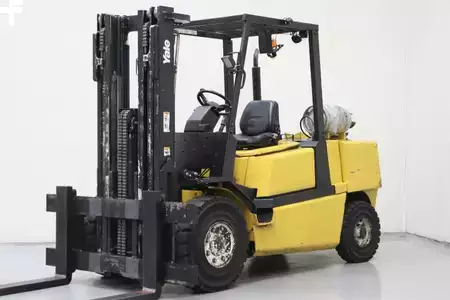 LPG heftrucks 1999  Yale GLP50MF (1)