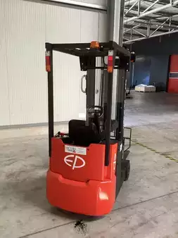 Elektryczne 3-kołowe 2022  EP Equipment EFS101 (5)