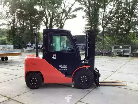 Diesel heftrucks 2022  EP Equipment CPCD40-XH8BN (3)