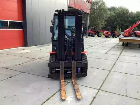 Diesel heftrucks 2022  EP Equipment CPCD40-XH8BN (5)