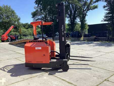 Carretilla retráctil de 4 vías 2014  BT Freflex FRE270 (3)