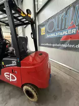 4-wiel elektrische heftrucks 2025  EP Equipment EFL353 P (3)