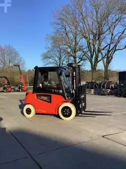 4-wiel elektrische heftrucks 2026  EP Equipment EFL35 Pro + Fingertip + Waage (3)