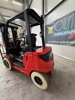 4-wiel elektrische heftrucks 2026  EP Equipment EFL30 Pro + Fingertip + Waage (2)
