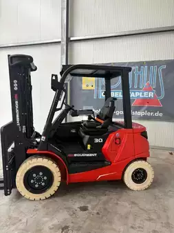 4-wiel elektrische heftrucks 2026  EP Equipment EFL30 Pro + Fingertip + Waage (4)