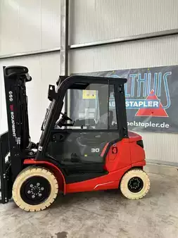 4-wiel elektrische heftrucks 2026  EP Equipment EFL30 Pro + Fingertip + Waage (2)
