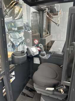 Vierwegestapler 2023  HUBTEX MQ 45 (2829 EL) (3)