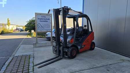 Wózki widłowe diesel 2014 Linde H25D-02 (1)