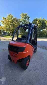 Wózki widłowe diesel 2014  Linde H25D-02 (2)