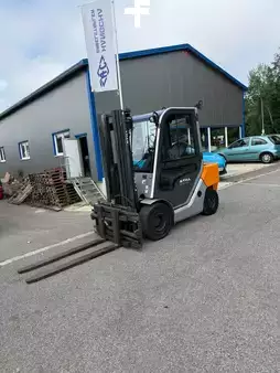 Carrelli elevatori diesel 2013  Still RC40 (1)