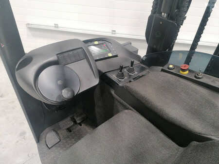 Reach Truck 2015  Linde R14S (7)