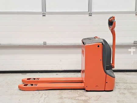 Elektrische palletwagens 2014  Linde T16 (2)