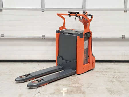 Elektrische palletwagens 2016  Linde T16L (1)